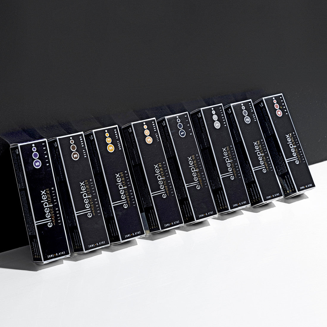 Vopsea de gene si sprancene nr.3 Elleebanna